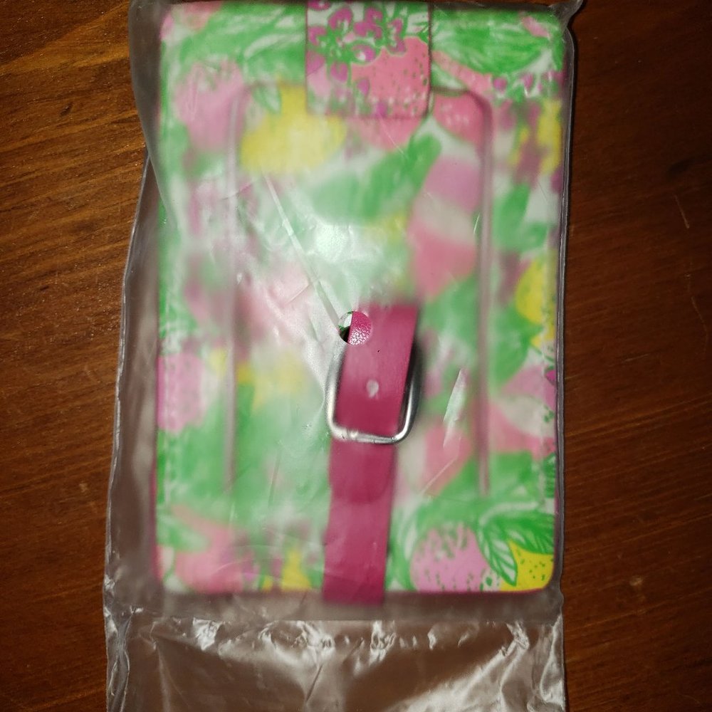 COPY - Lilly Pulitzer Spill The Juice Lemons Lugg… - Picture 2 of 3